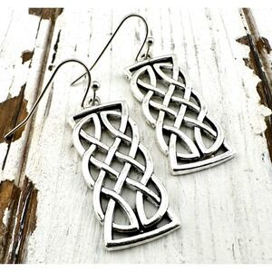 Celtic Knot Bar Earrings Silver Tone NEW‎